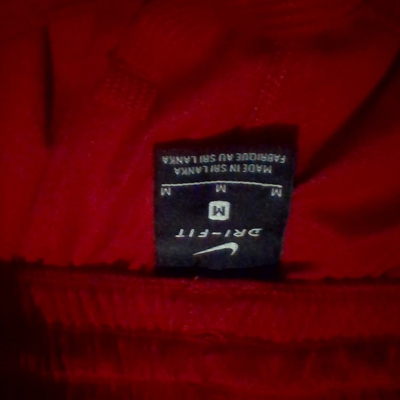 Medium Sized Boys Nike Sportswear Shorts- 2 Pack Red & Green - Picture 3 of 6